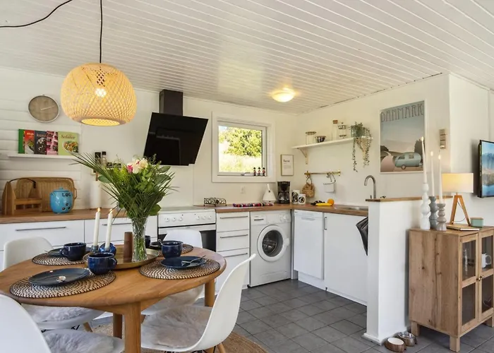 Inga - 1-3km From The Sea By Interhome *